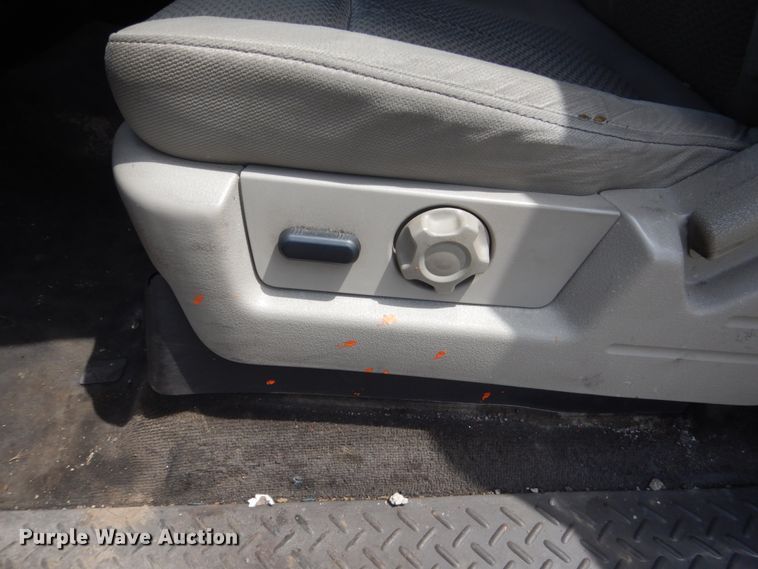 image for item GW9822 2010 Ford F150  SuperCab pickup truck