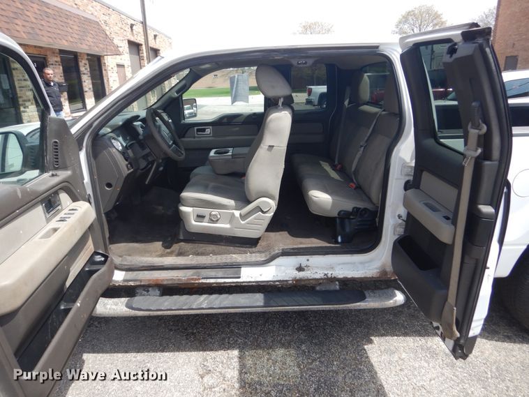 image for item GW9822 2010 Ford F150  SuperCab pickup truck