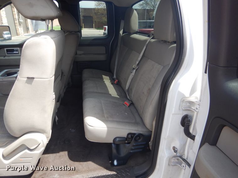 image for item GW9822 2010 Ford F150  SuperCab pickup truck