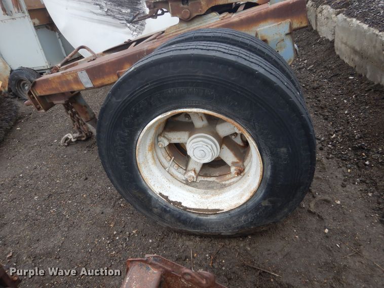 image for item GW9835 1995 Strick trailer dolly