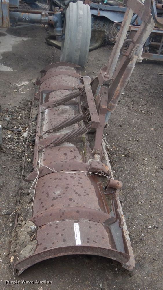 image for item GW9852 9.5'W snow plow