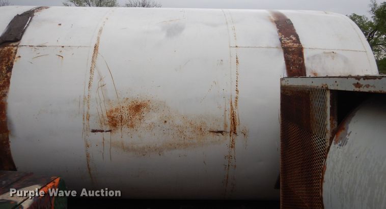 image for item GW9856 Fuel tank