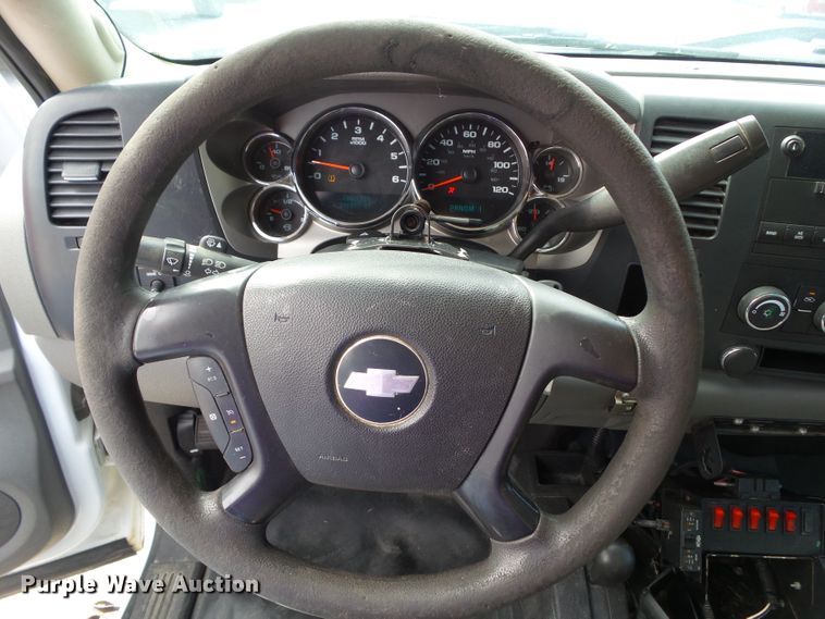 image for item GX9031 2008 Chevrolet Silverado 2500HD  Ext. Cab utility bed pickup truck