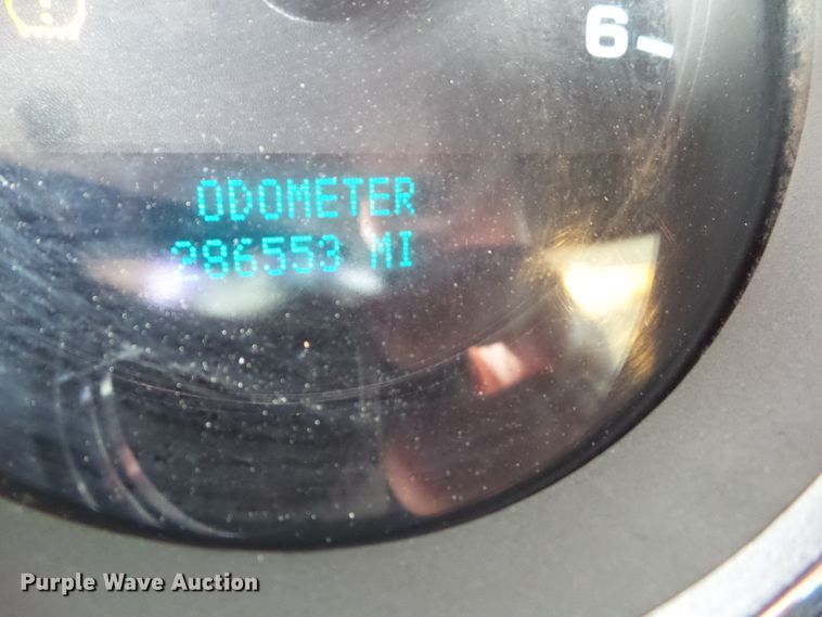 image for item GX9031 2008 Chevrolet Silverado 2500HD  Ext. Cab utility bed pickup truck