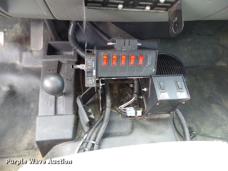 image for item GX9031 2008 Chevrolet Silverado 2500HD  Ext. Cab utility bed pickup truck