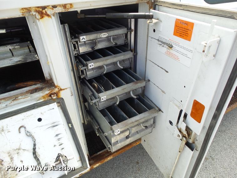 image for item GX9031 2008 Chevrolet Silverado 2500HD  Ext. Cab utility bed pickup truck