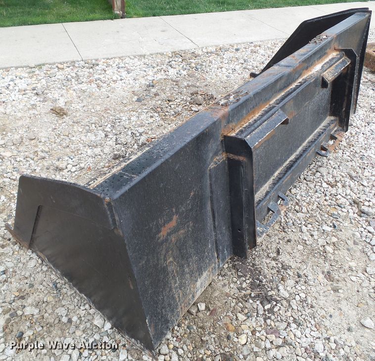 image for item GX9034 90"W skid steer bucket