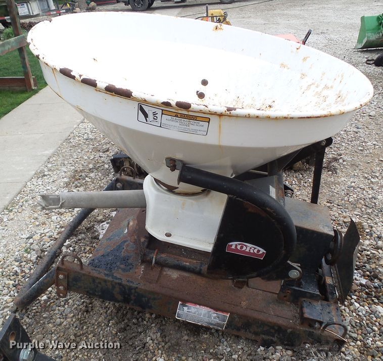 image for item GX9035 Vicon spreader