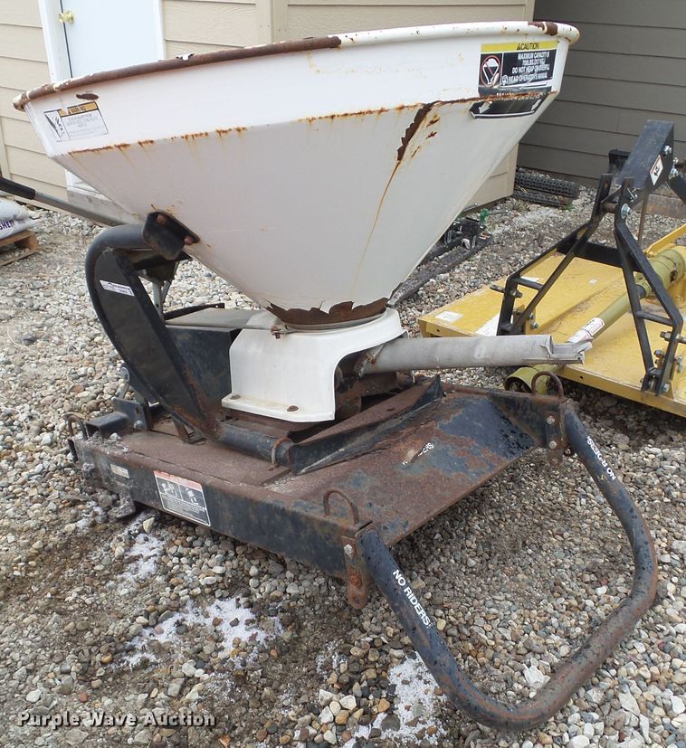 image for item GX9035 Vicon spreader