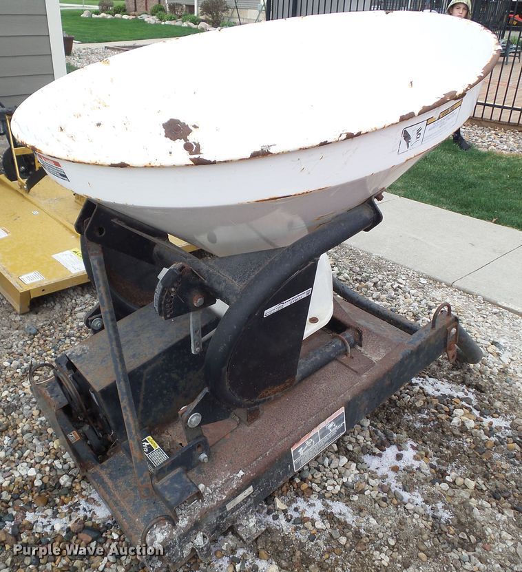 image for item GX9035 Vicon spreader