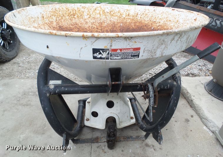 image for item GX9036 Vicon spreader