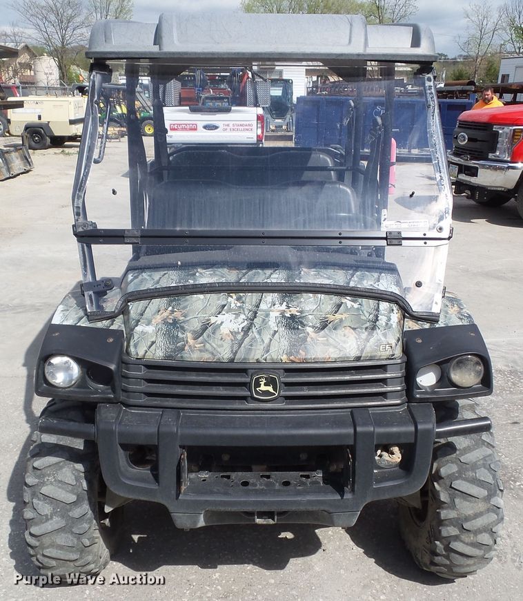 image for item GX9047 2013 John Deere Gator 825i S4 utility vehicle