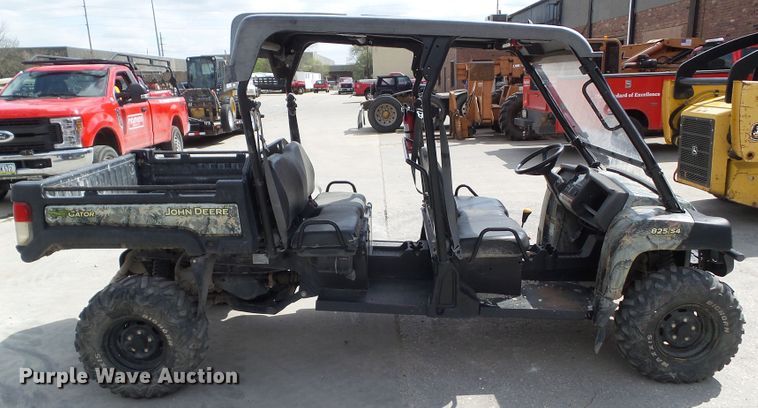 image for item GX9047 2013 John Deere Gator 825i S4 utility vehicle
