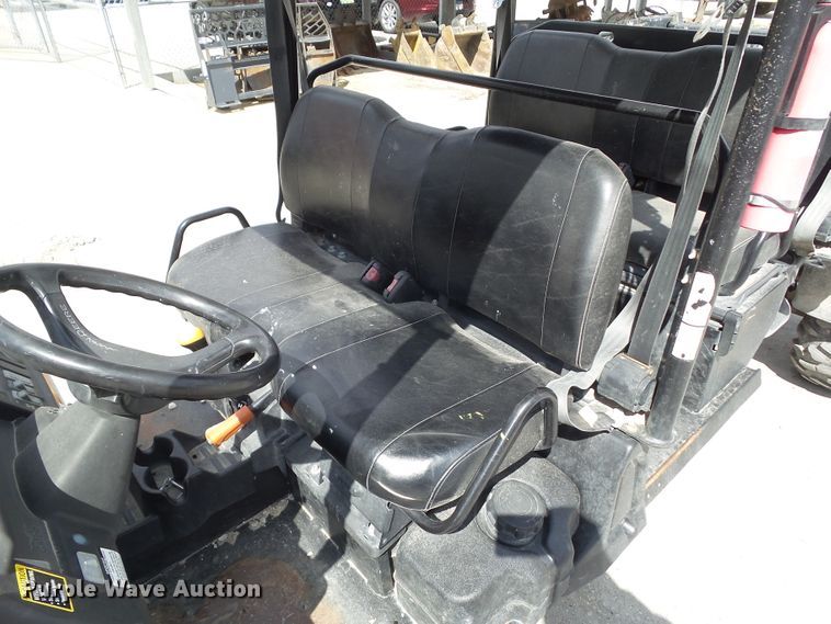 image for item GX9047 2013 John Deere Gator 825i S4 utility vehicle
