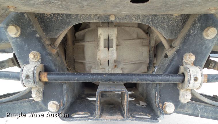 image for item GX9047 2013 John Deere Gator 825i S4 utility vehicle