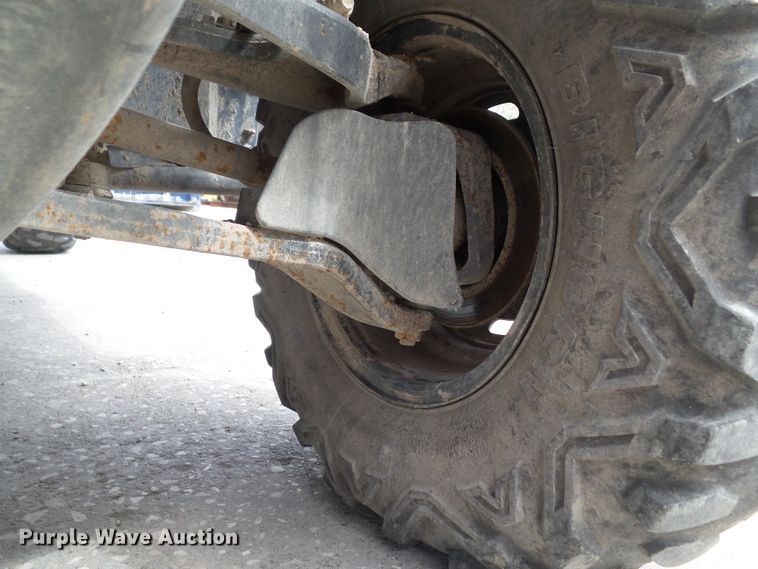 image for item GX9047 2013 John Deere Gator 825i S4 utility vehicle