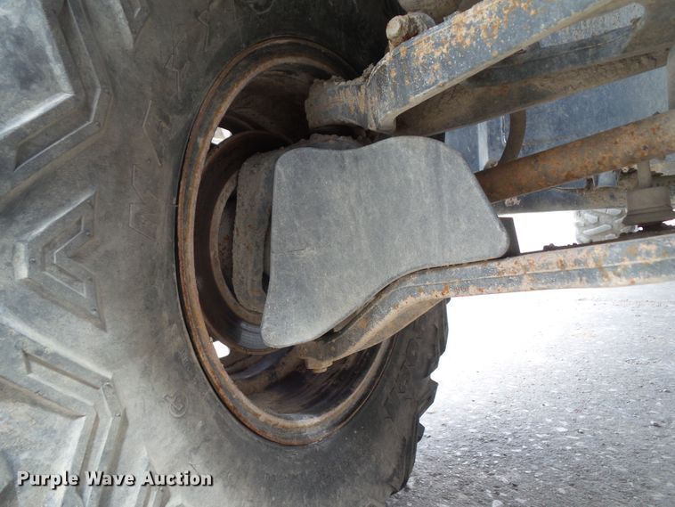 image for item GX9047 2013 John Deere Gator 825i S4 utility vehicle