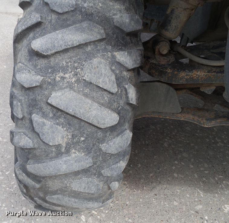 image for item GX9047 2013 John Deere Gator 825i S4 utility vehicle