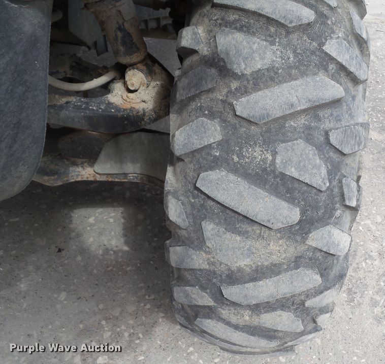 image for item GX9047 2013 John Deere Gator 825i S4 utility vehicle