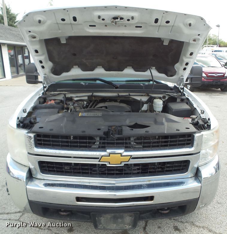 image for item GX9055 2009 Chevrolet Silverado 2500HD  Ext. Cab pickup truck