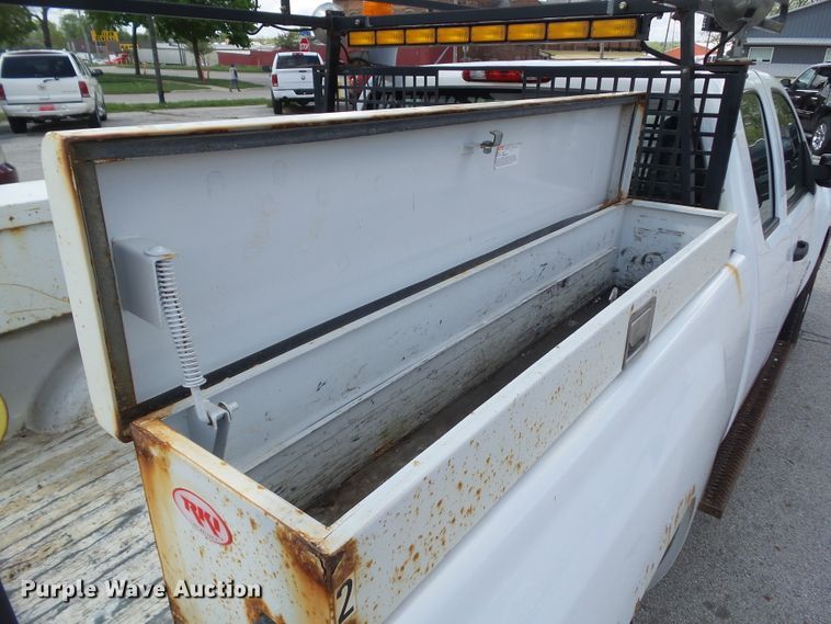 image for item GX9055 2009 Chevrolet Silverado 2500HD  Ext. Cab pickup truck