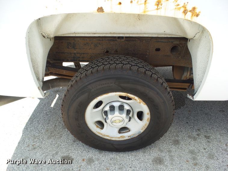 image for item GX9055 2009 Chevrolet Silverado 2500HD  Ext. Cab pickup truck