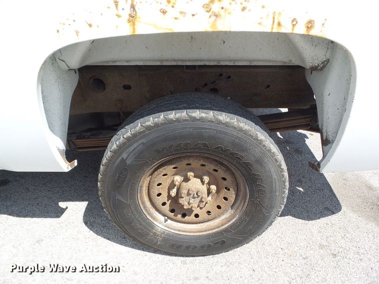 image for item GX9055 2009 Chevrolet Silverado 2500HD  Ext. Cab pickup truck