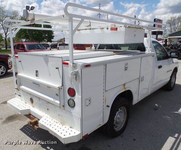 image for item GX9056 2005 Dodge Ram 2500  utility bed pickup truck