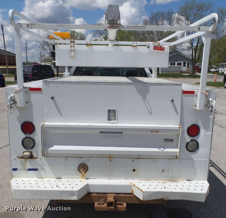 image for item GX9056 2005 Dodge Ram 2500  utility bed pickup truck