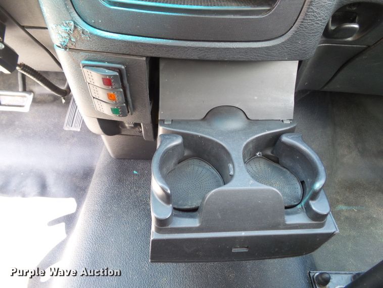 image for item GX9056 2005 Dodge Ram 2500  utility bed pickup truck