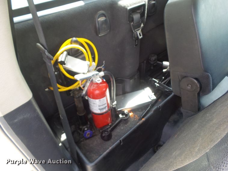 image for item GX9056 2005 Dodge Ram 2500  utility bed pickup truck