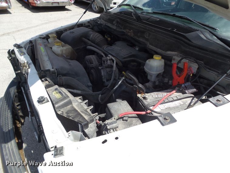 image for item GX9056 2005 Dodge Ram 2500  utility bed pickup truck