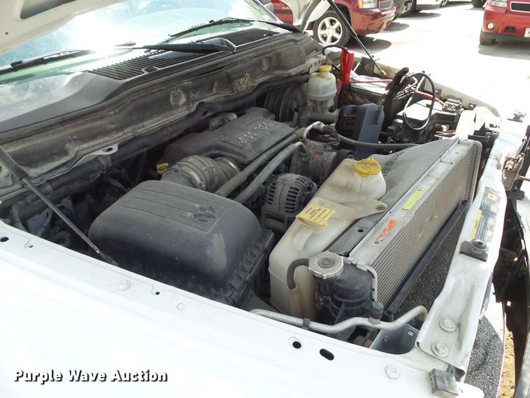 image for item GX9056 2005 Dodge Ram 2500  utility bed pickup truck