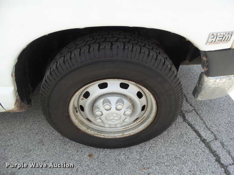 image for item GX9056 2005 Dodge Ram 2500  utility bed pickup truck