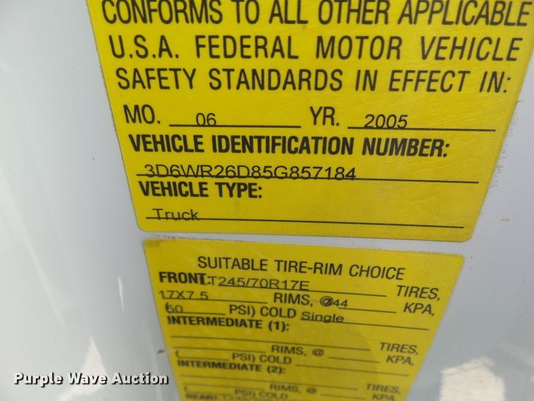 image for item GX9056 2005 Dodge Ram 2500  utility bed pickup truck