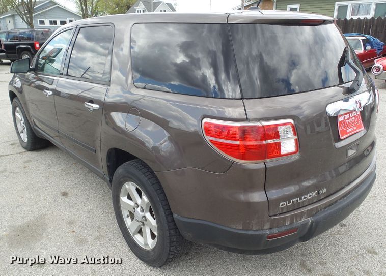 image for item GX9058 2008 Saturn Outlook XE  SUV