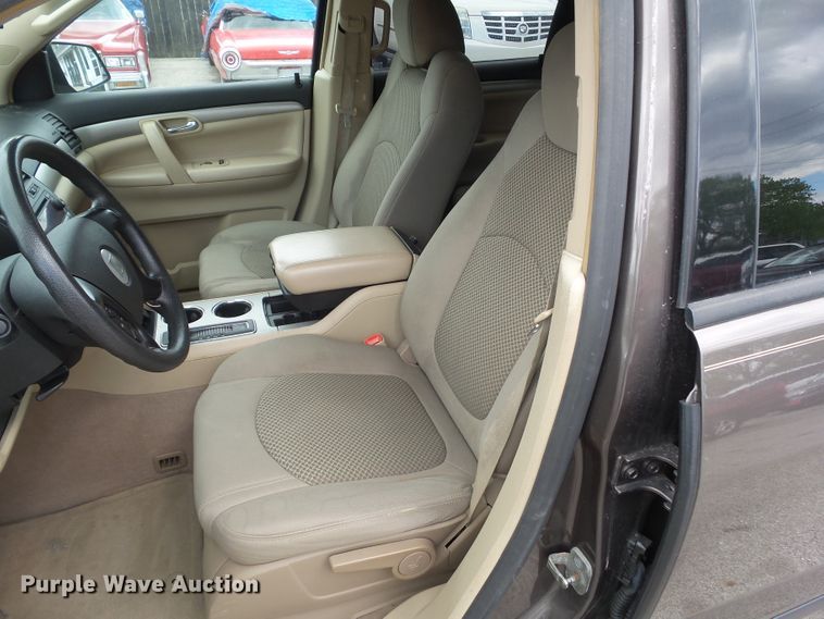 image for item GX9058 2008 Saturn Outlook XE  SUV