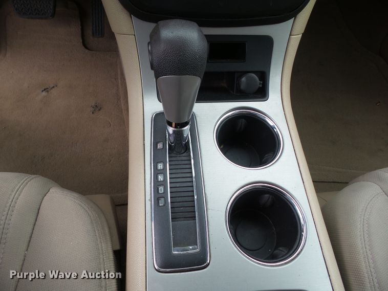 image for item GX9058 2008 Saturn Outlook XE  SUV