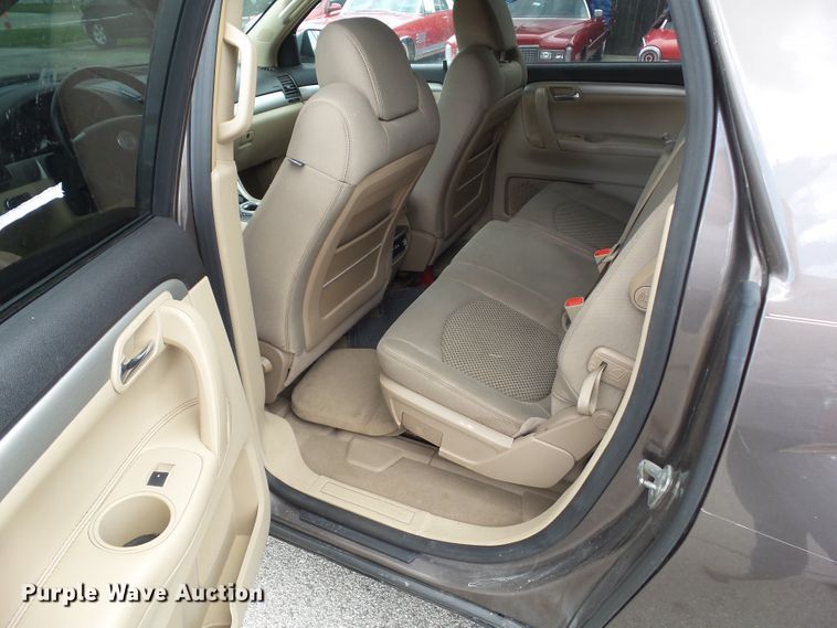 image for item GX9058 2008 Saturn Outlook XE  SUV