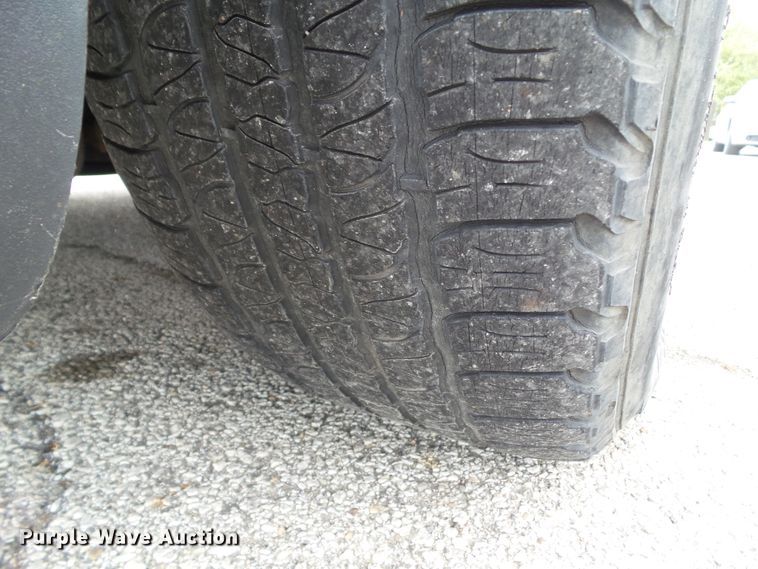 image for item GX9058 2008 Saturn Outlook XE  SUV