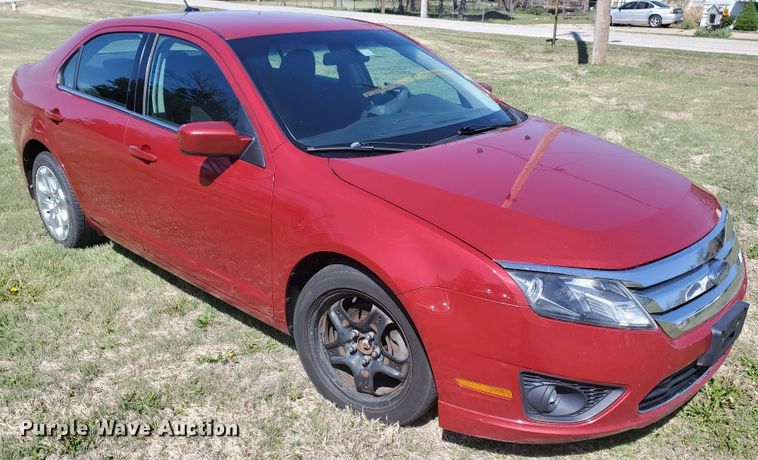 image for item GX9923 2010 Ford Fusion SE