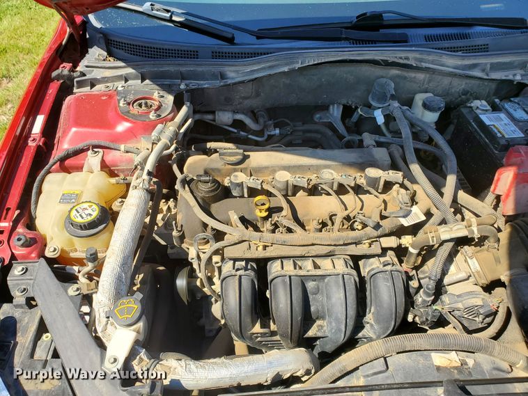 image for item GX9923 2010 Ford Fusion SE