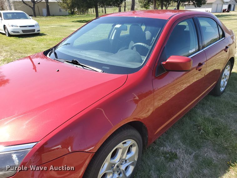 image for item GX9923 2010 Ford Fusion SE