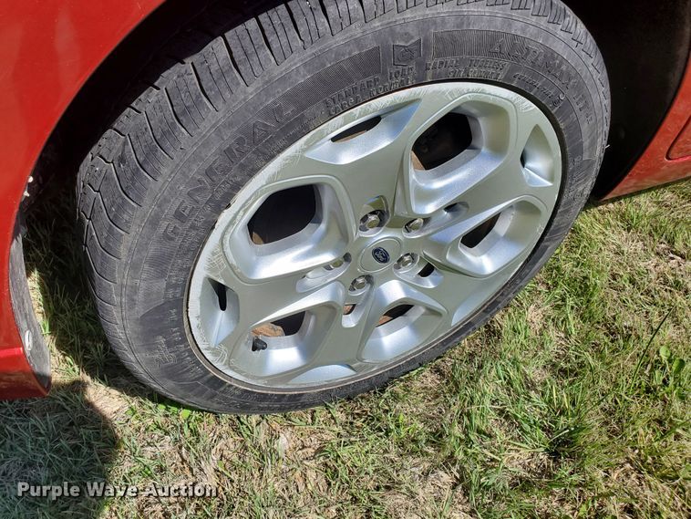 image for item GX9923 2010 Ford Fusion SE