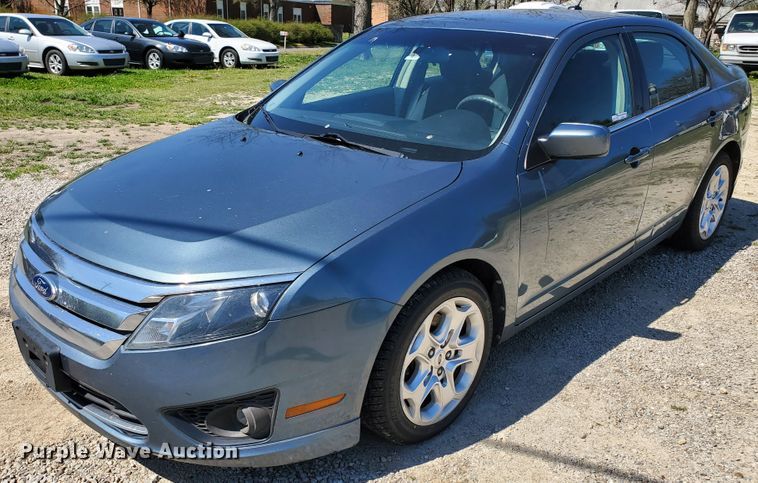 image for item GX9924 2011 Ford Fusion SE