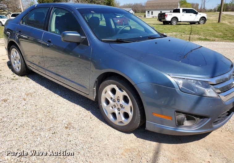 image for item GX9924 2011 Ford Fusion SE