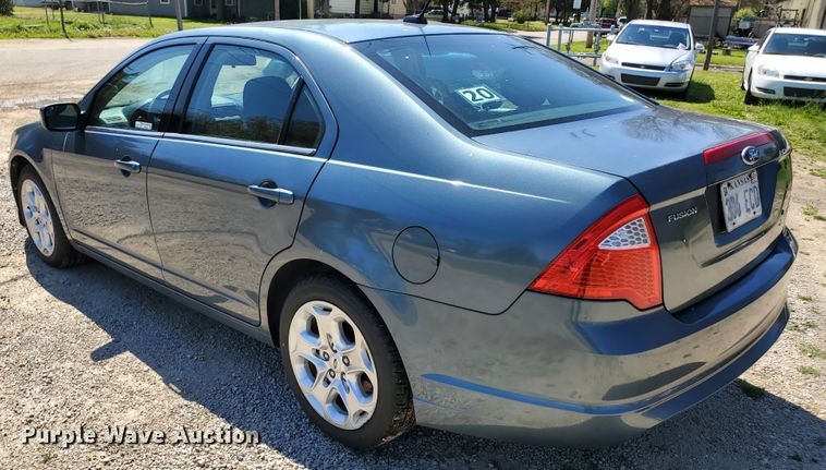 image for item GX9924 2011 Ford Fusion SE