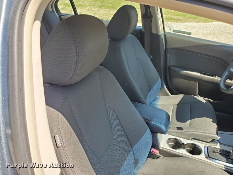 image for item GX9924 2011 Ford Fusion SE