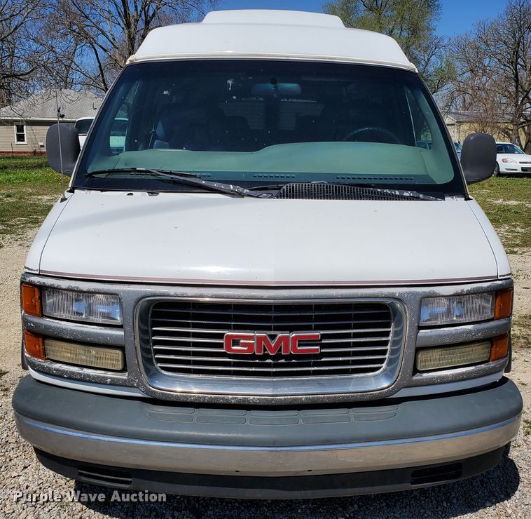 image for item GX9925 1999 GMC Savana G1500  van
