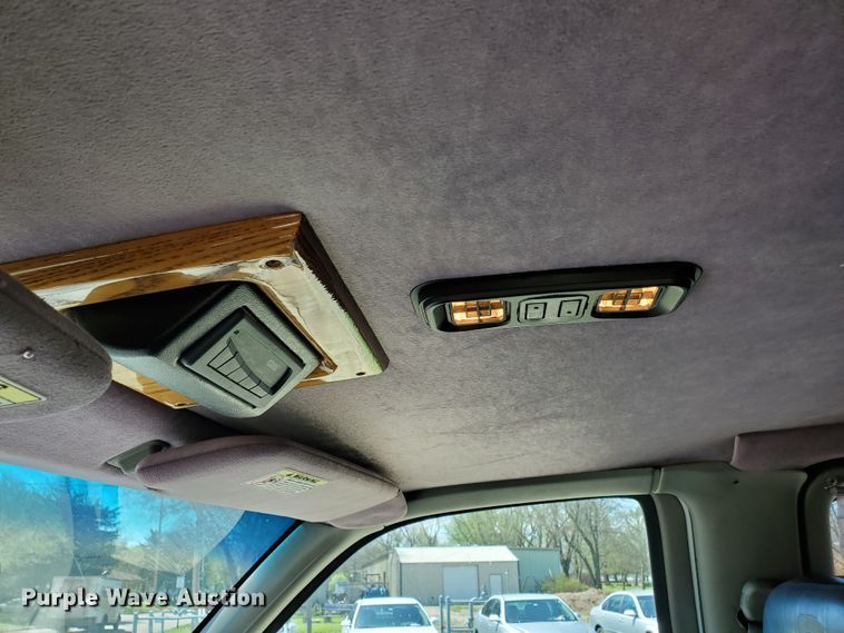 image for item GX9925 1999 GMC Savana G1500  van